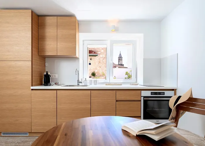 La Maison - Zf Hvar *